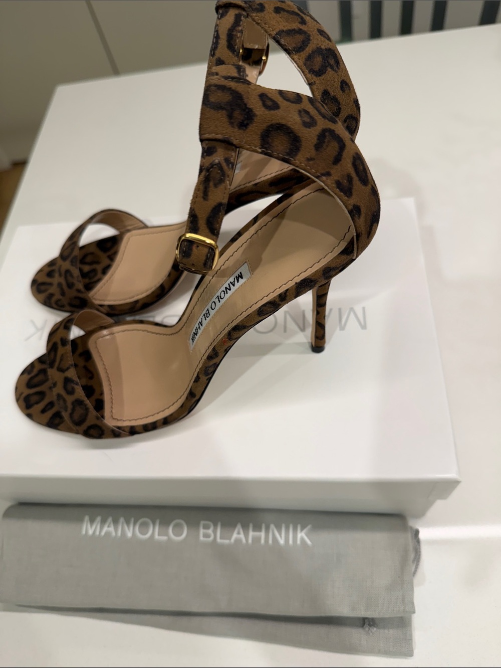 Manolo Blahnik NWT Chaos 105 Leopard Suede Ankle Strap Heels Size 37 - Picture 6 of 8
